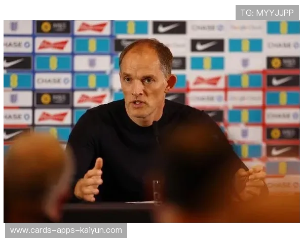 图赫尔调整站位激活前腰区域